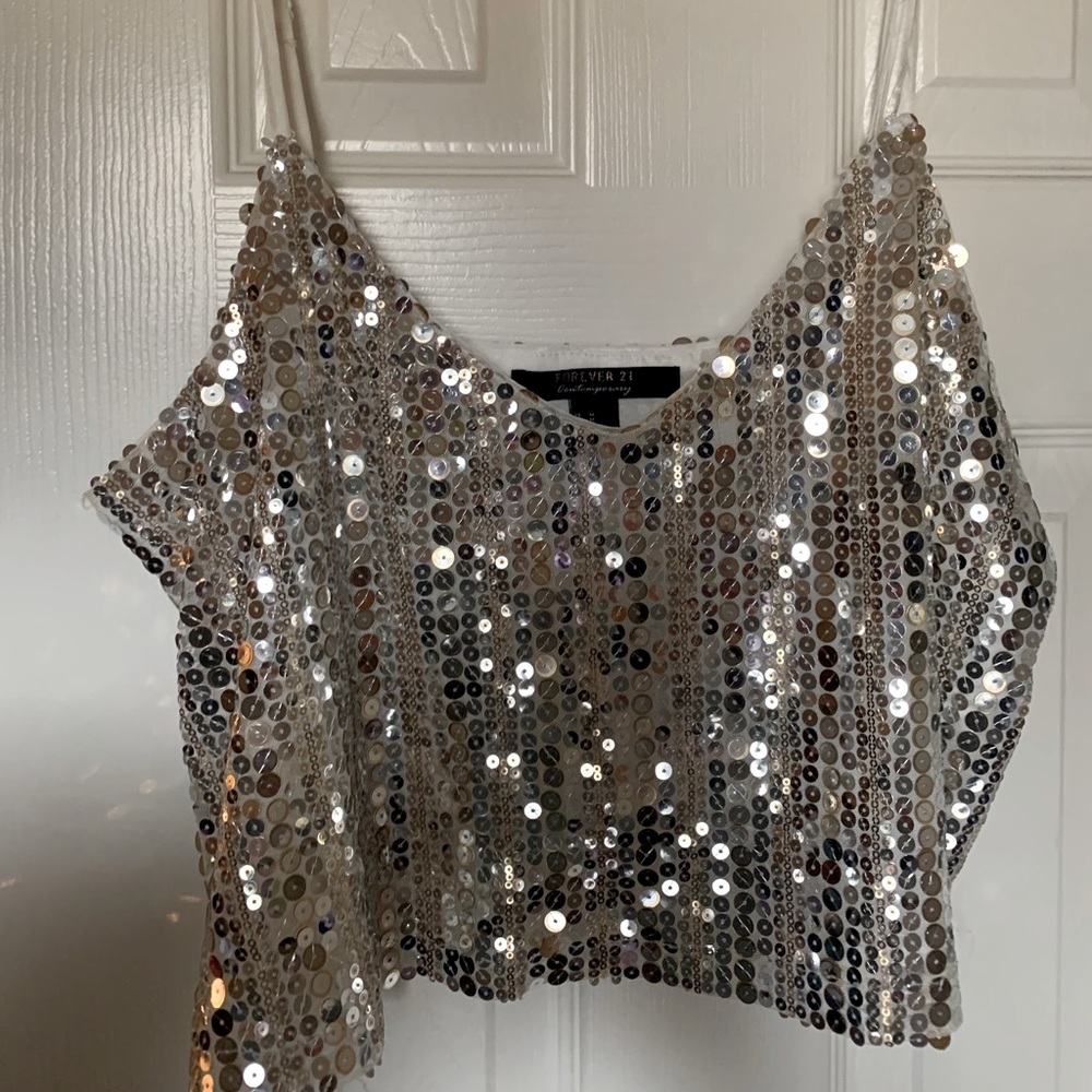 FOREVER 21 SEQUIN CROPPED SHIRT